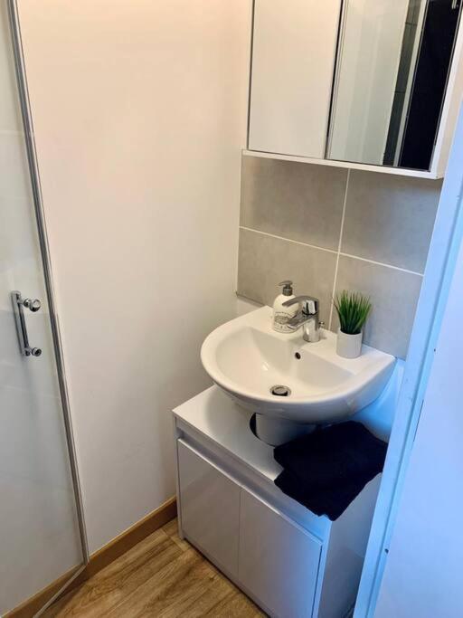 Maison 3 Chambres - 600M Metro Marbrerie - Lille Mons-en-Baroeul المظهر الخارجي الصورة